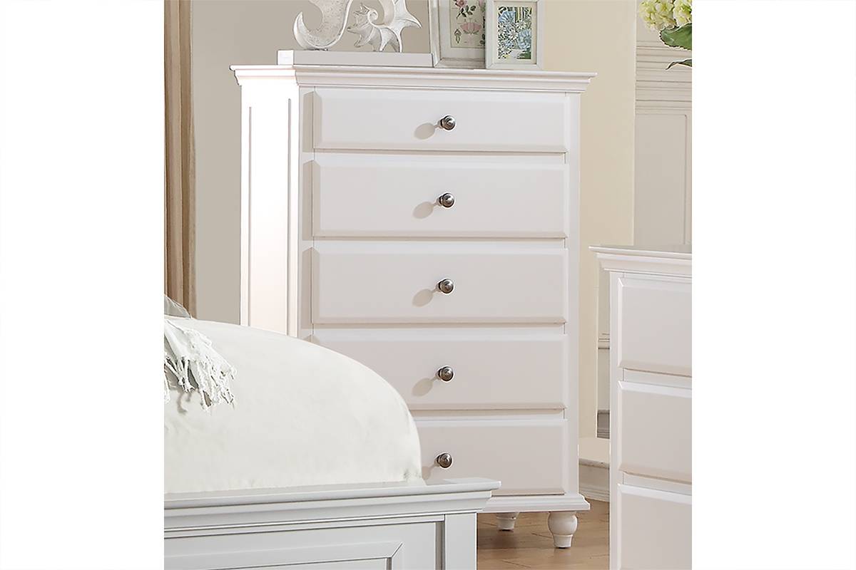 Chest White