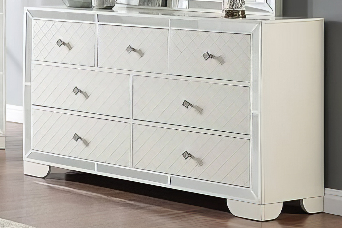 Dresser Cream