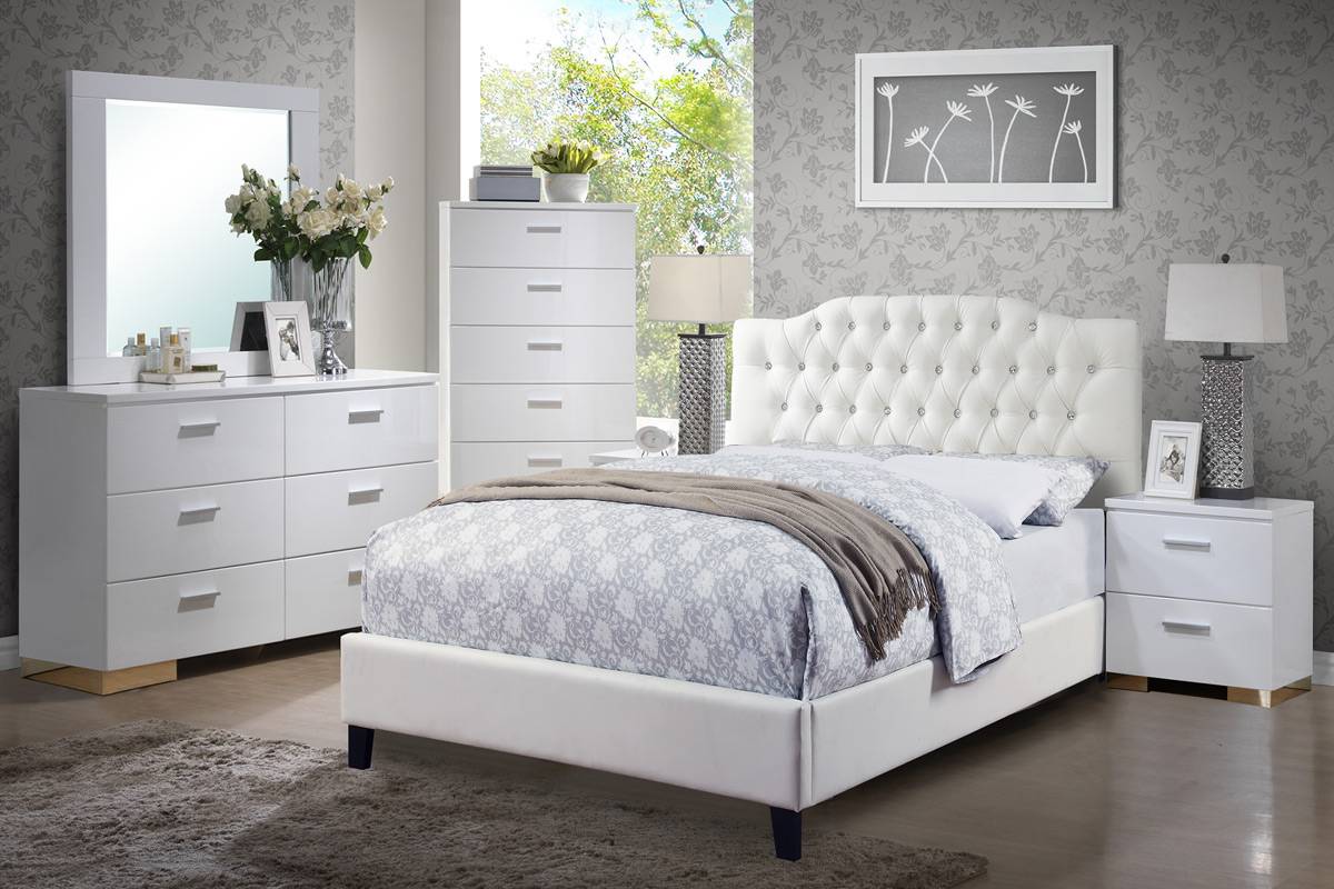 Full Size Bed White