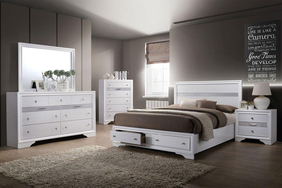 Chrissy Contemporary White Solid Wood Queen Bed
