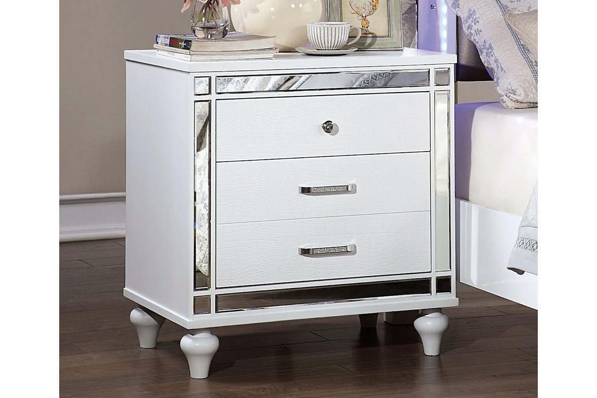 Brachium White Solid Wood Nightstand