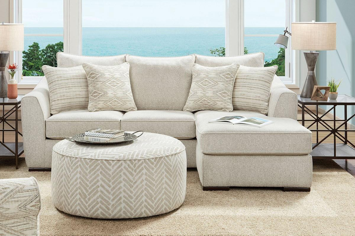 Saltney Transitional Ivory Sectional Sofa